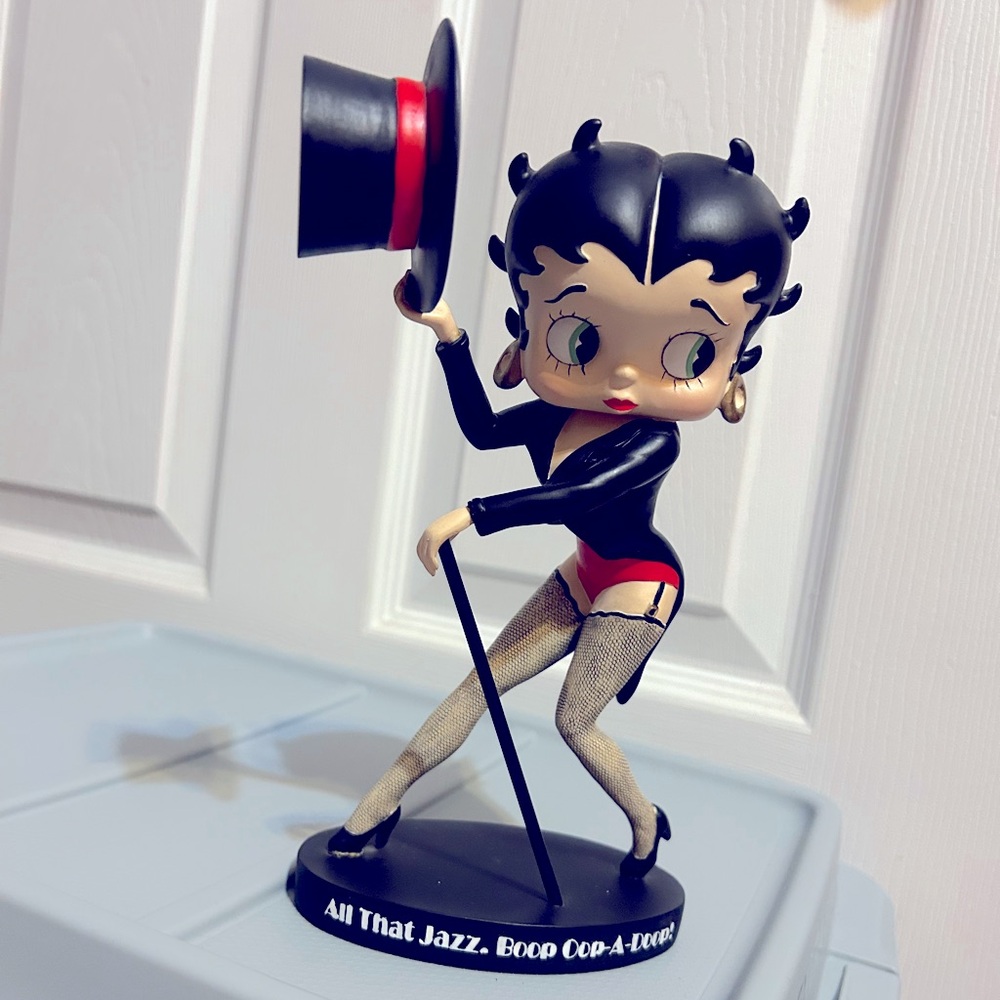 Figurine